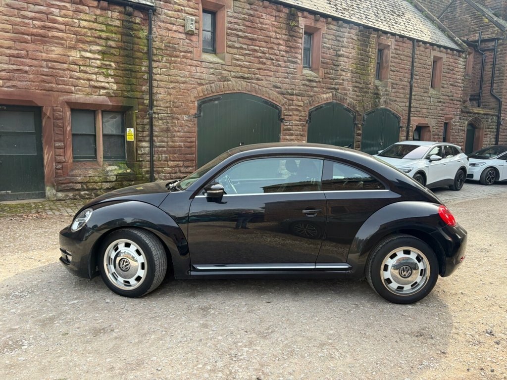 Volkswagen Beetle 1.6 Tdi Bluemotion Tech Design Hatchback Diese Black #4