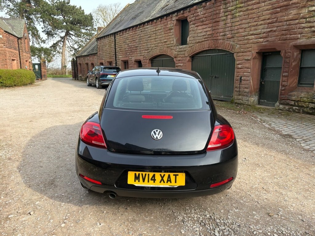 Volkswagen Beetle 1.6 Tdi Bluemotion Tech Red #9