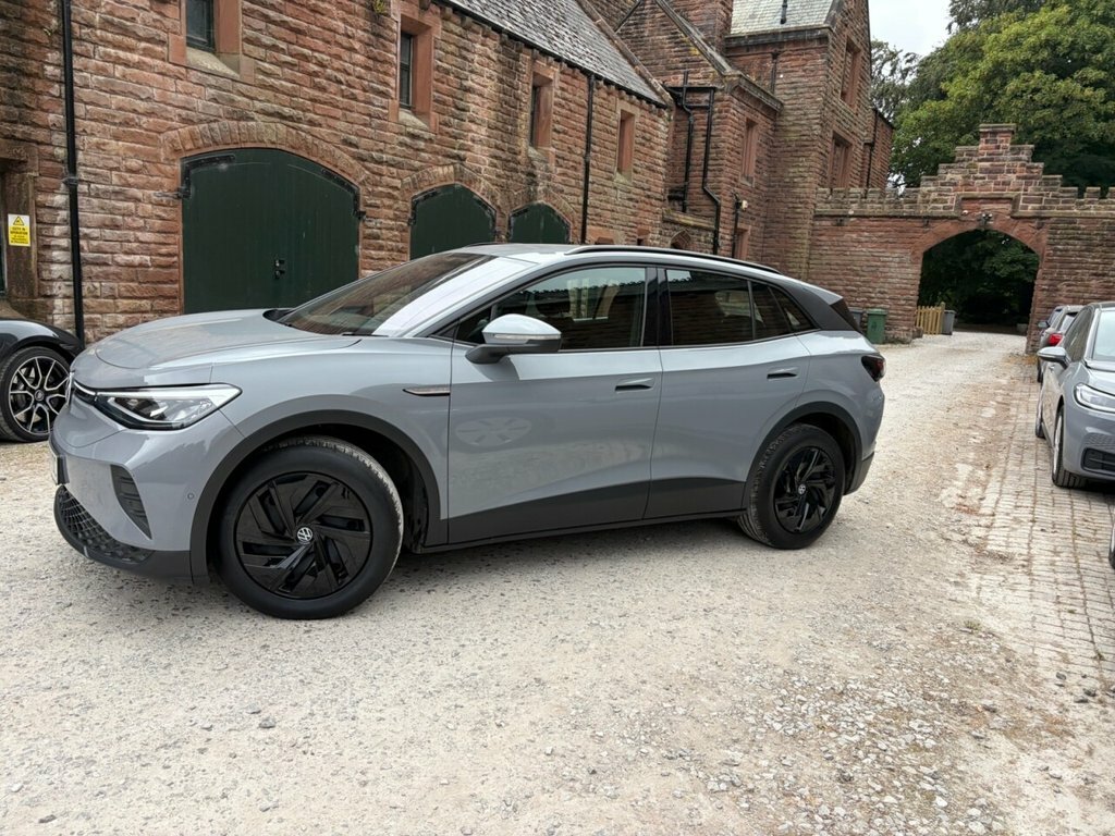 Volkswagen ID.4 Pure 52Kwh Life Suv 148 Ps Grey #3