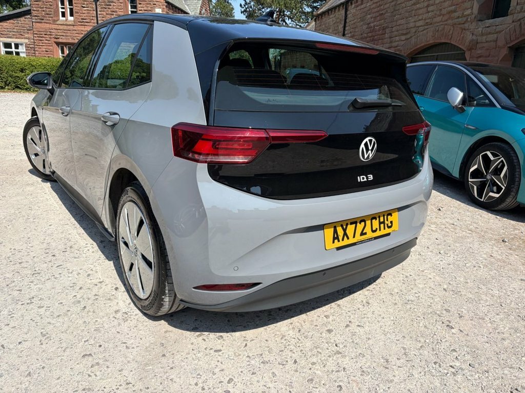 Volkswagen ID.3 Pro 58Kwh Life Hatchback 145 Ps Grey #5