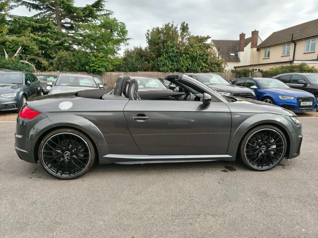 Audi TT 2.0 Tfsi 45 Black Edition Roadster S Tr Grey