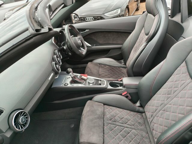 Audi TT 2.0 Tfsi 45 Black Edition Roadster S Tr Grey #3