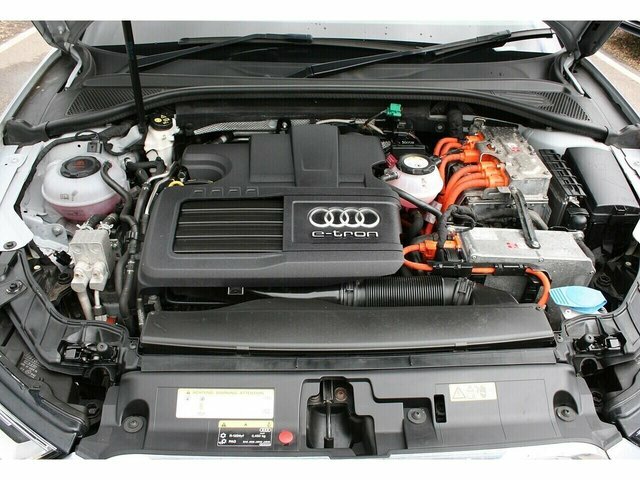 Audi A3 Tfsie E-tron Hatchback 1.4 Plug-i KM20RNU Silver #6