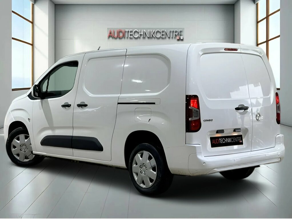 Vauxhall Combo Turbo D 2300 Sportive White #6