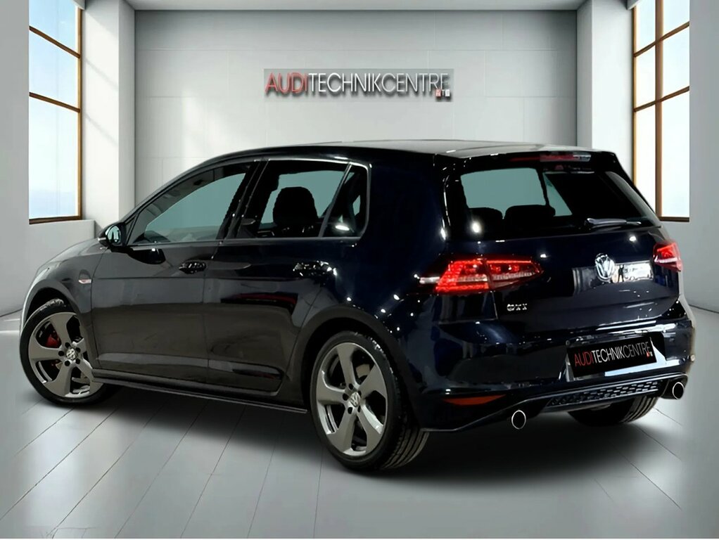 Volkswagen Golf Tsi Bluemotion Tech Gti Black #3