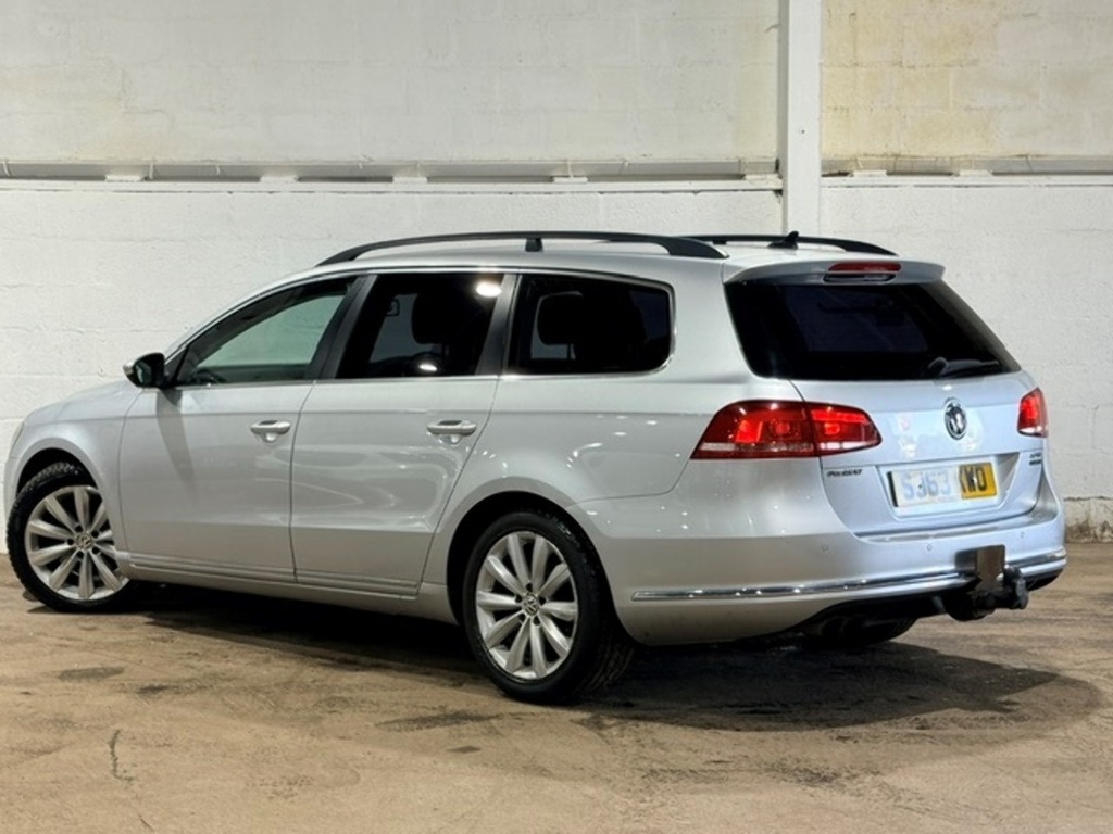Volkswagen Passat 2L Highline Silver #29