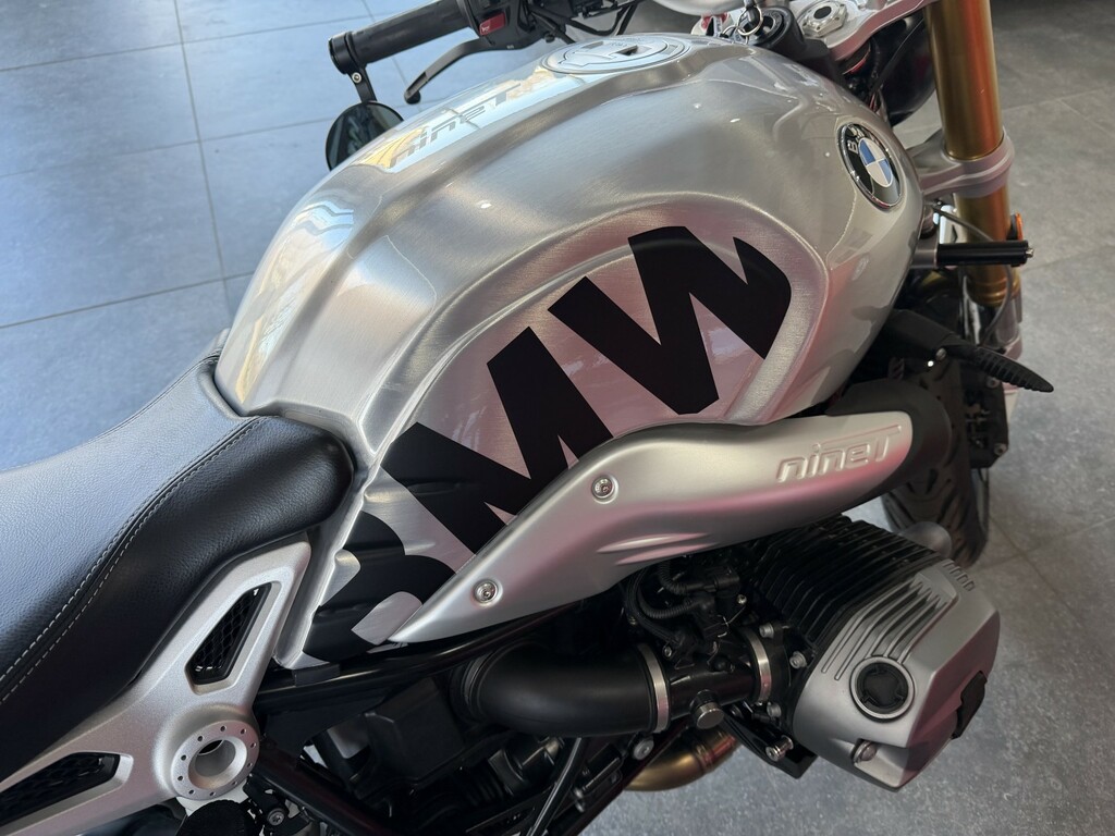 BMW Petrol Black #5