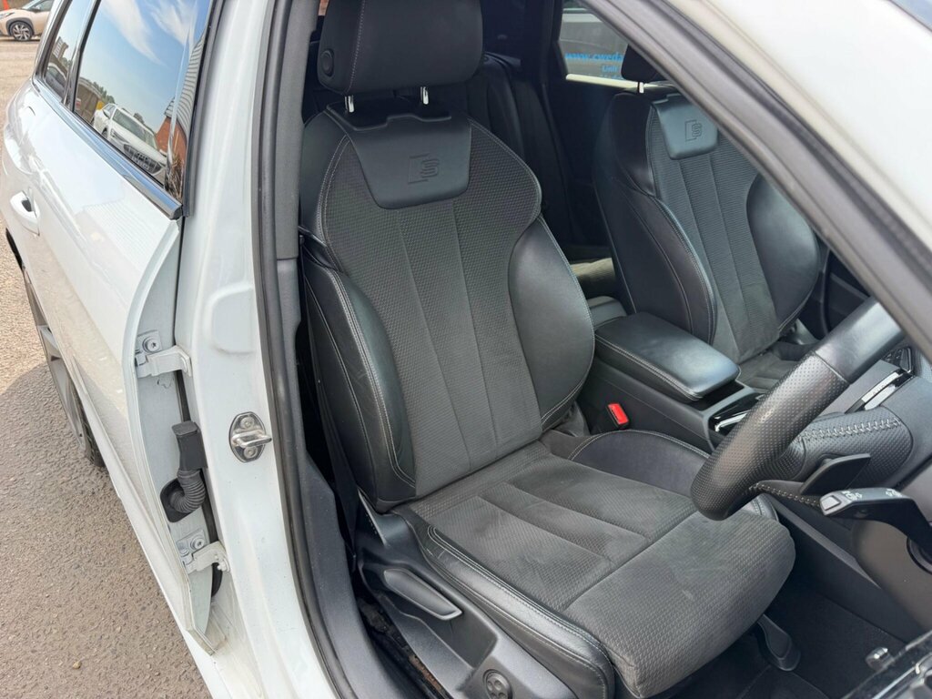 Audi A4 Avant Avant 40 2.0 Tfsi 190 Sport S Tronic Pan Roof White #18