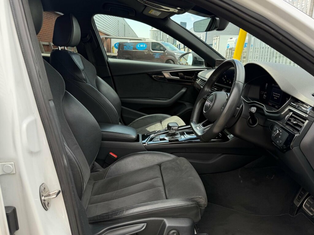 Audi A4 Avant Avant 40 2.0 Tfsi 190 Sport S Tronic Pan Roof White #17