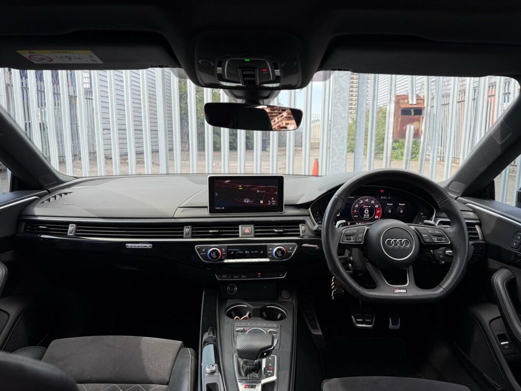 Audi RS5 Black #15