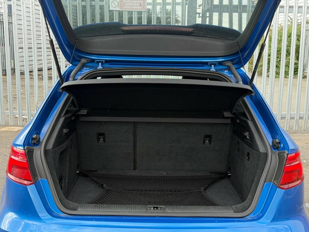 Audi S3 Hatchback 2.0 Tfsi Black Edition Quattro 2017 Blue #12