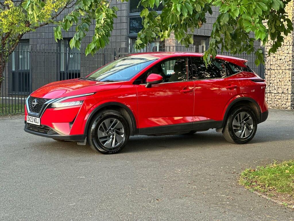 Nissan Qashqai 1.3 Dig-t Mhev Acenta Premium Euro 6 S S DV23NDJ Red #3