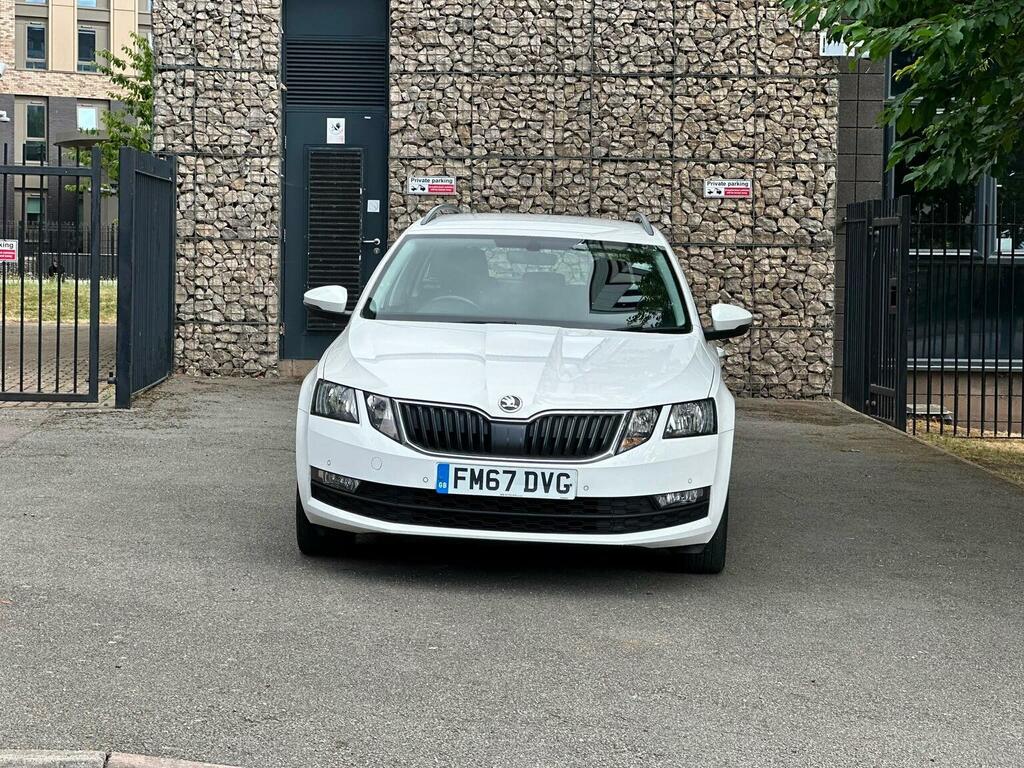 Skoda Octavia 2.0 Tdi Se Technology Euro 6 S S White #3