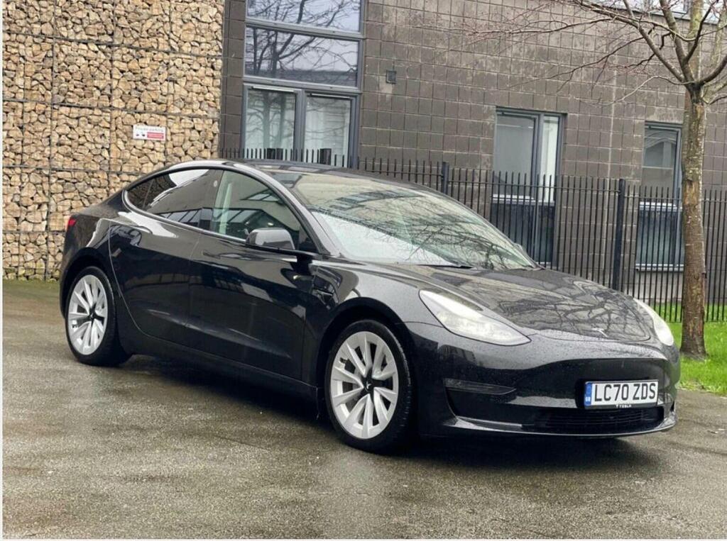 Tesla Model 3 Dual Motor Long Range 4Wde Black