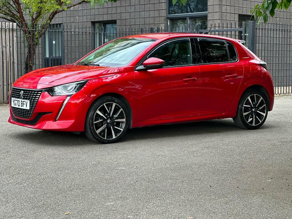 Peugeot 208 1.2 Puretech Allure Premium Euro 6 S S Red #3