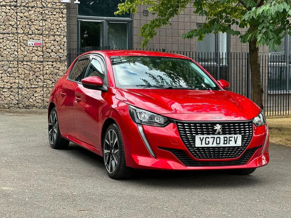 Peugeot 208 1.2 Puretech Allure Premium Euro 6 S S Red #2