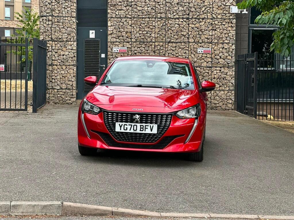 Peugeot 208 1.2 Puretech Allure Premium Euro 6 S S Red #4