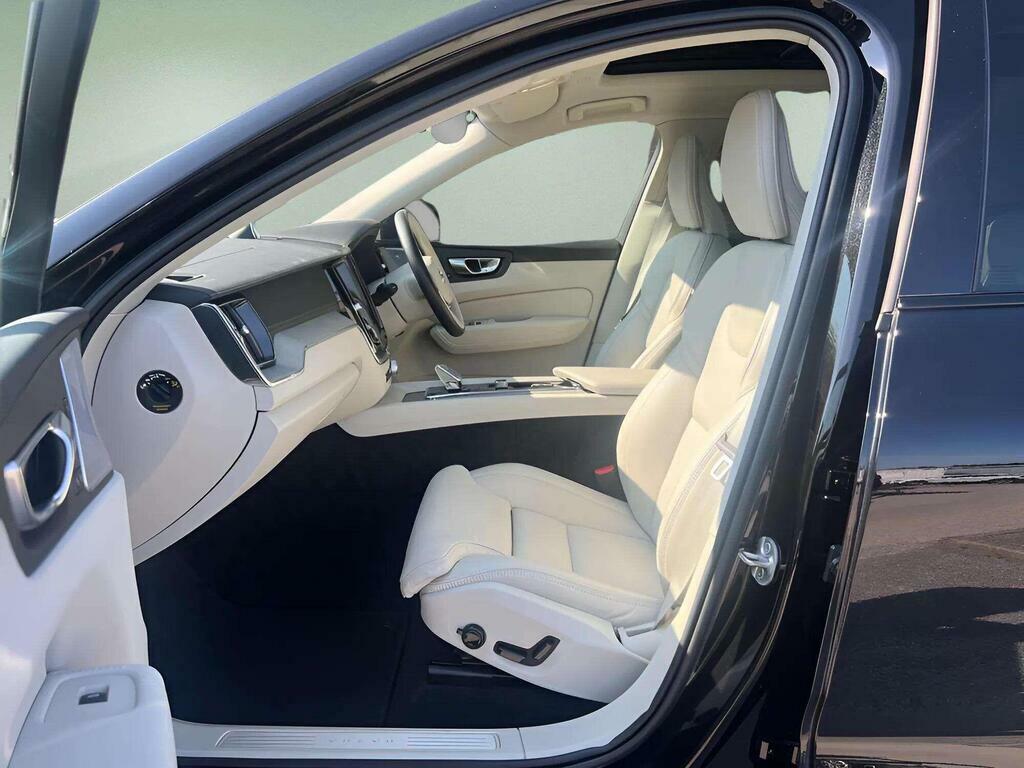 Volvo XC60 2.0 B5 Mhev Ultimate Awd Euro 6 S S SN23LOE Black #5