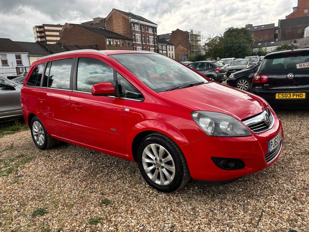 Vauxhall Zafira Design Red