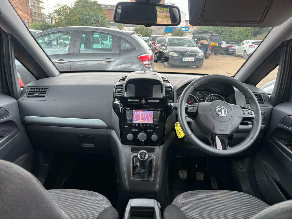 Vauxhall Zafira Design Red #2