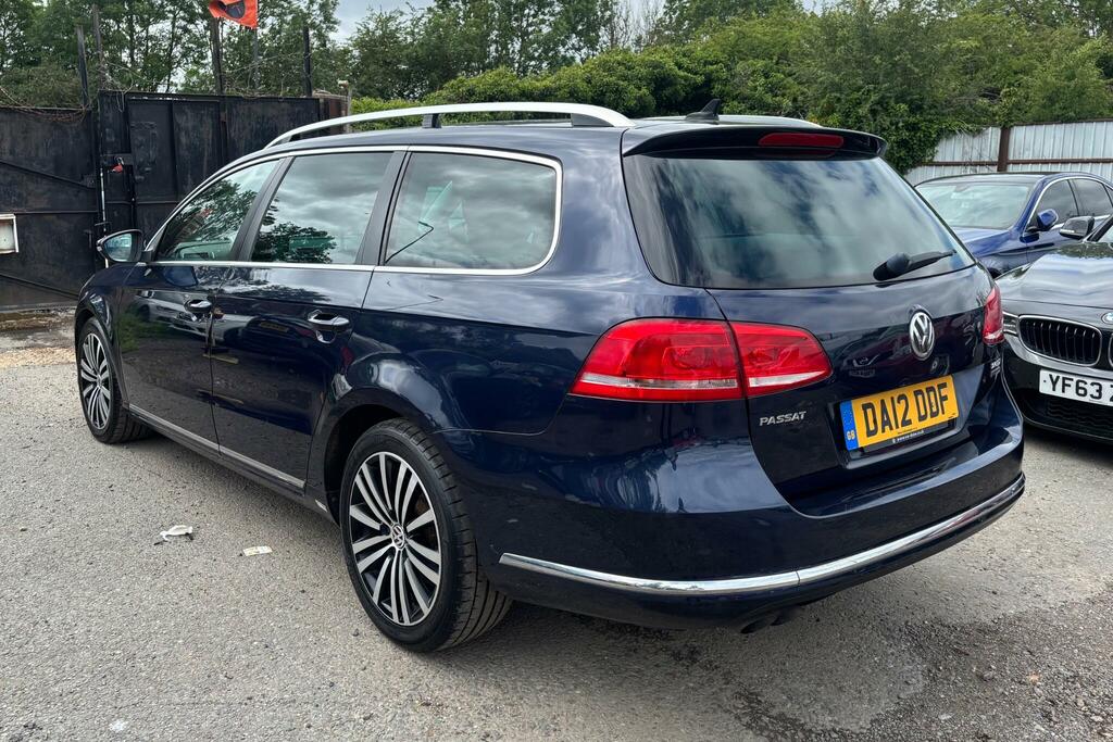 Volkswagen Passat Sport Blue #4