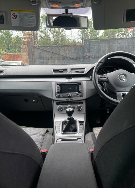 Volkswagen Passat 2012 Blue #43