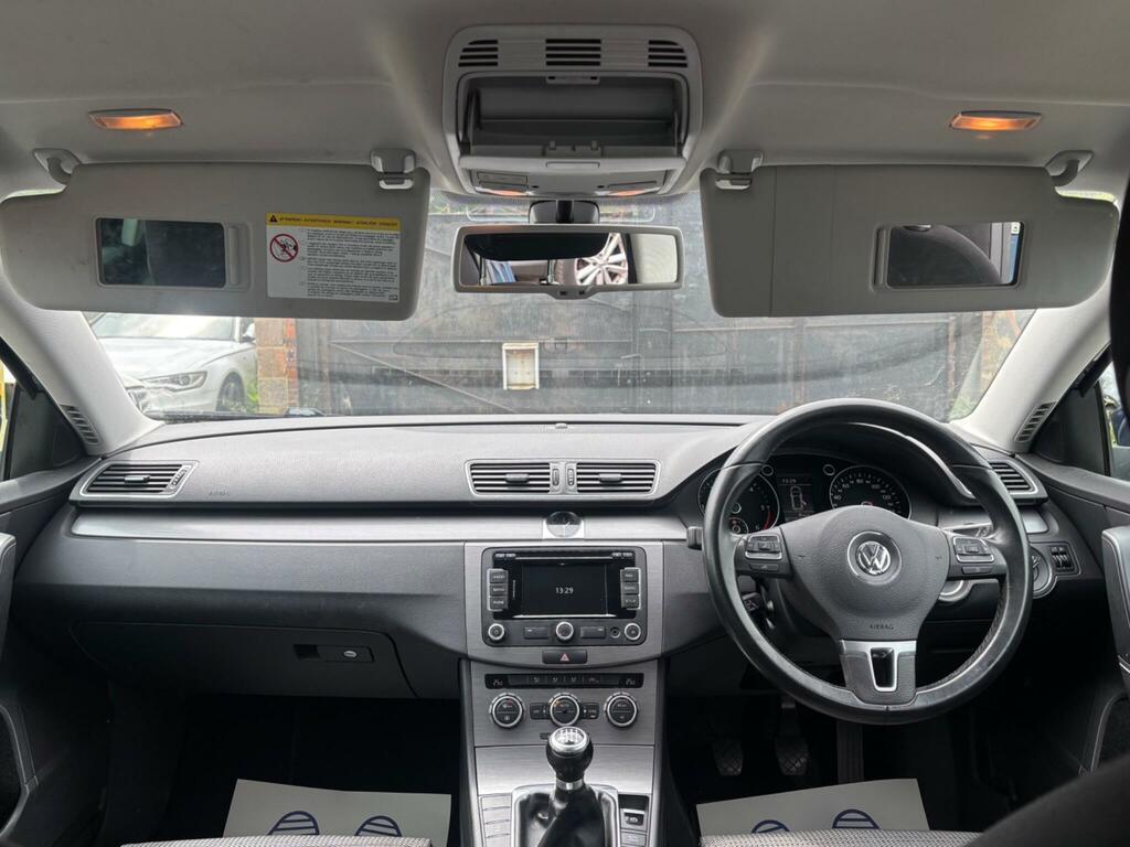 Volkswagen Passat 2012 Blue #12