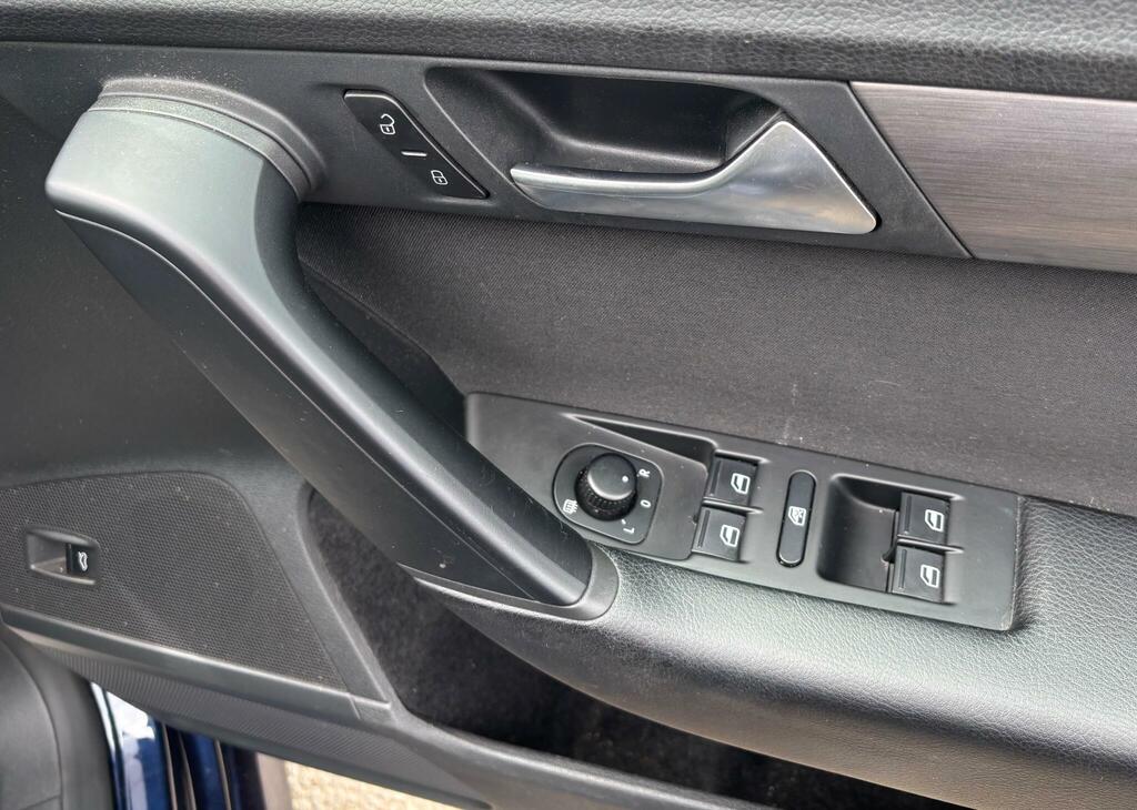 Volkswagen Passat 2012 Blue #44