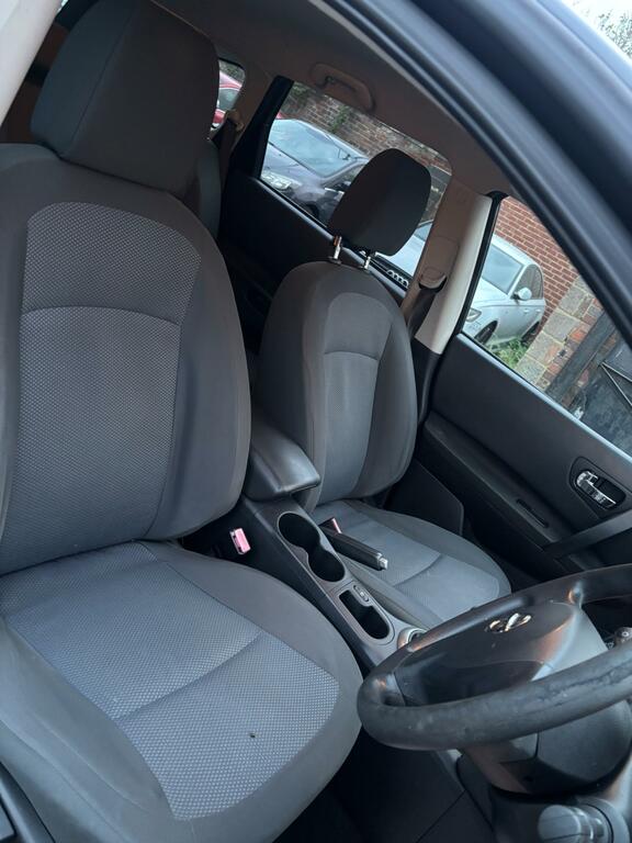Nissan Qashqai+2 Tekna Black #16