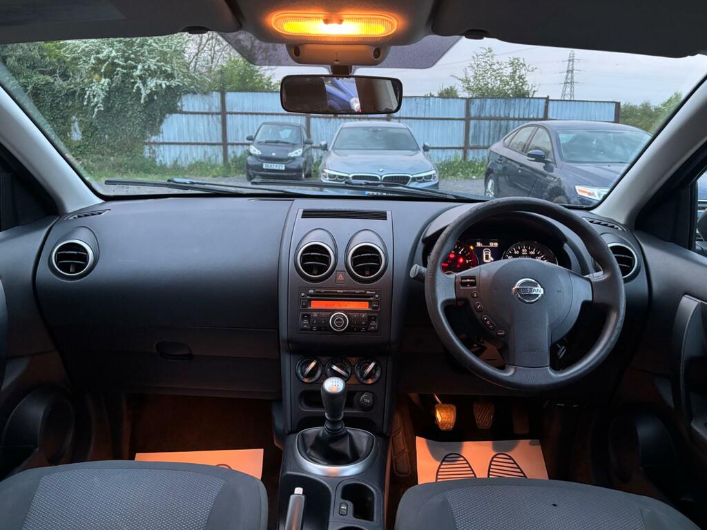 Nissan Qashqai+2 Tekna Black #20