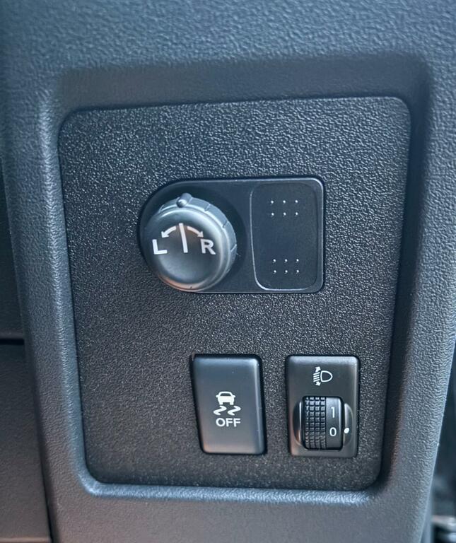 Nissan Qashqai+2 Tekna Black #25