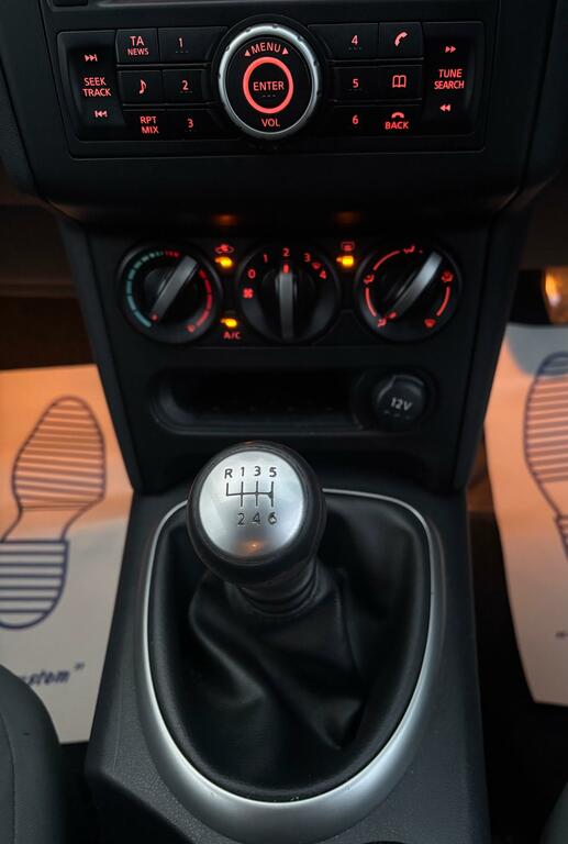 Nissan Qashqai+2 Tekna Black #35