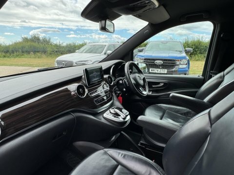 Mercedes-Benz V Class V300 D Marco Polo Horizon Amg Line 9Gt Long Red #9