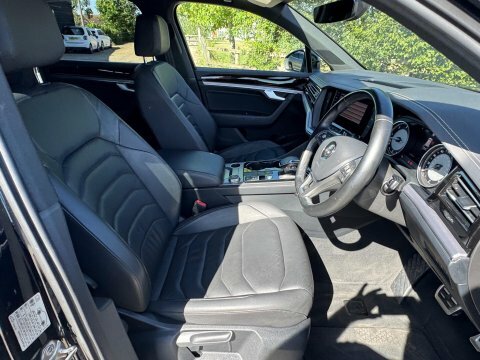 Volkswagen Touareg 3.0 Tsi V6 R-line Tech 201969 Silver #51