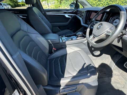 Volkswagen Touareg 3.0 Tsi V6 R-line Tech 201969 Silver #72