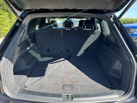 Volkswagen Touareg 3.0 Tsi V6 R-line Tech 201969 Silver #9