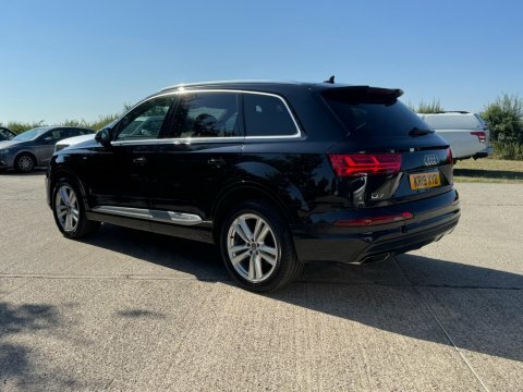 Audi Q7 3.0 Tdi V6 KR19XYD Black #6