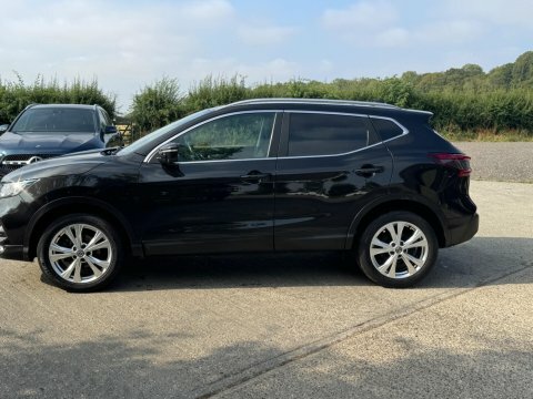 Nissan Qashqai 1.6 Dci N-connecta Black #3