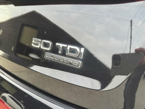 Audi Q7 3.0 Tdi V6 Black #4