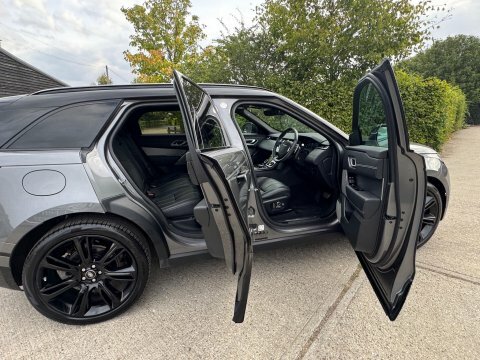 Land Rover Range Rover Velar 3.0 D300 R-dynamic Grey #4