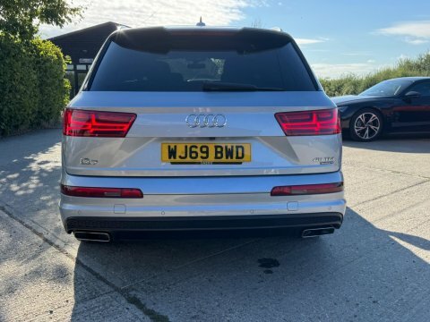 Audi Q7 3.0 Tdi V6 Silver #6