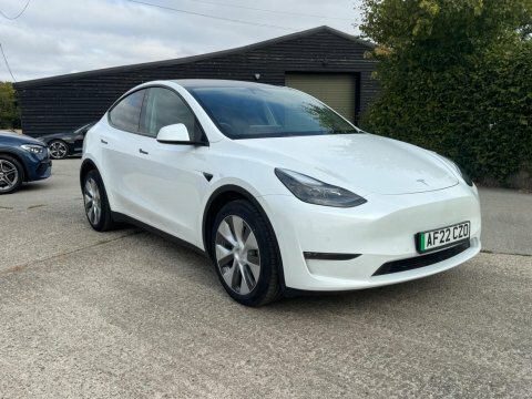 Tesla Model Y Dual Motor Long White #5