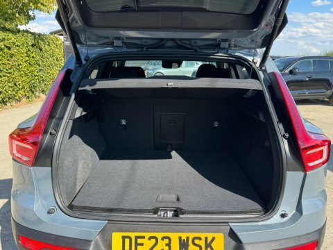 Volvo XC40 1.5H T4 Recharge DE23WSK Grey #3