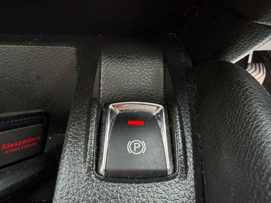 Nissan Qashqai Acenta Dig-t Silver #36