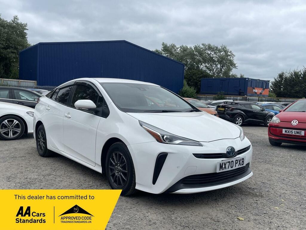 Toyota Prius Hatchback 1.8 Vvt-h Active Hatchback Hy White