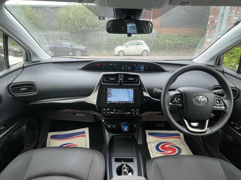 Toyota Prius 1.8 Phev Excel Cvt  #16