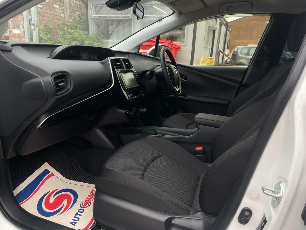 Toyota Prius 1.8 Phev Excel Cvt  #13