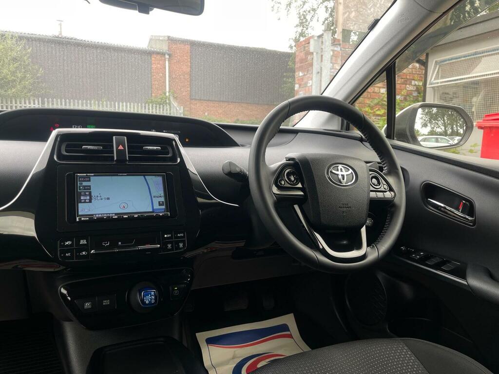 Toyota Prius 1.8 Phev Excel Cvt  #17