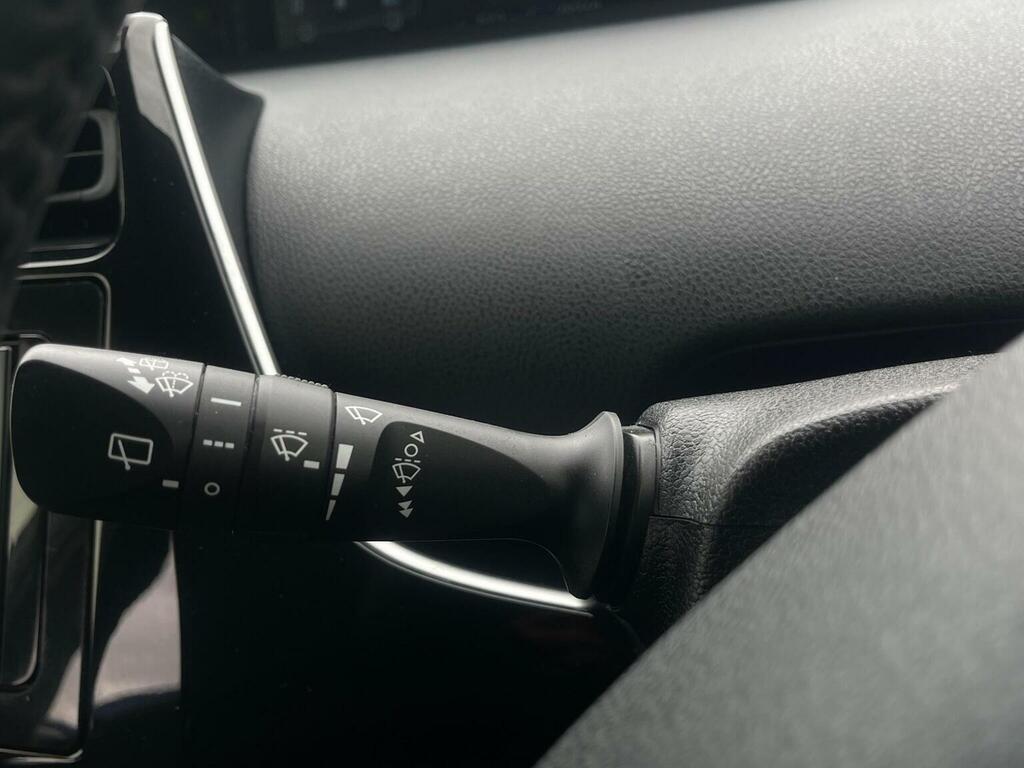 Toyota Prius 1.8 Phev Excel Cvt  #24