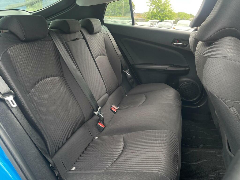 Toyota Prius 1.8 Phev Excel Cvt White #11